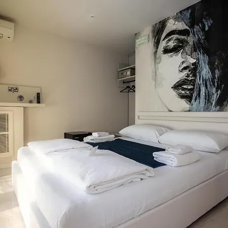 Enjoy Πανσιόν